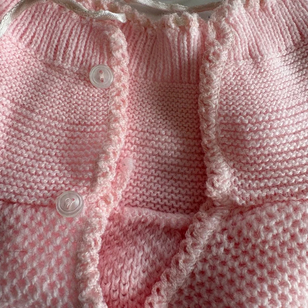 Vintage Infant Girls Pink Knit‎ Set Lace Accents Floral Embroidery Acrylic